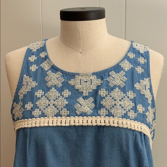 Chambray stitched dress - Picture 2 of 3